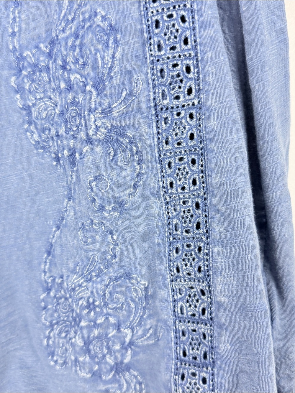 Lucky Brand Blue Embroidered Eyelet Cotton Boho Peasant Top feminine Coastal - Picture 6 of 8